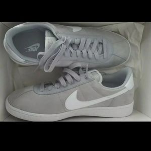 Nike bruin athletic shoes for men